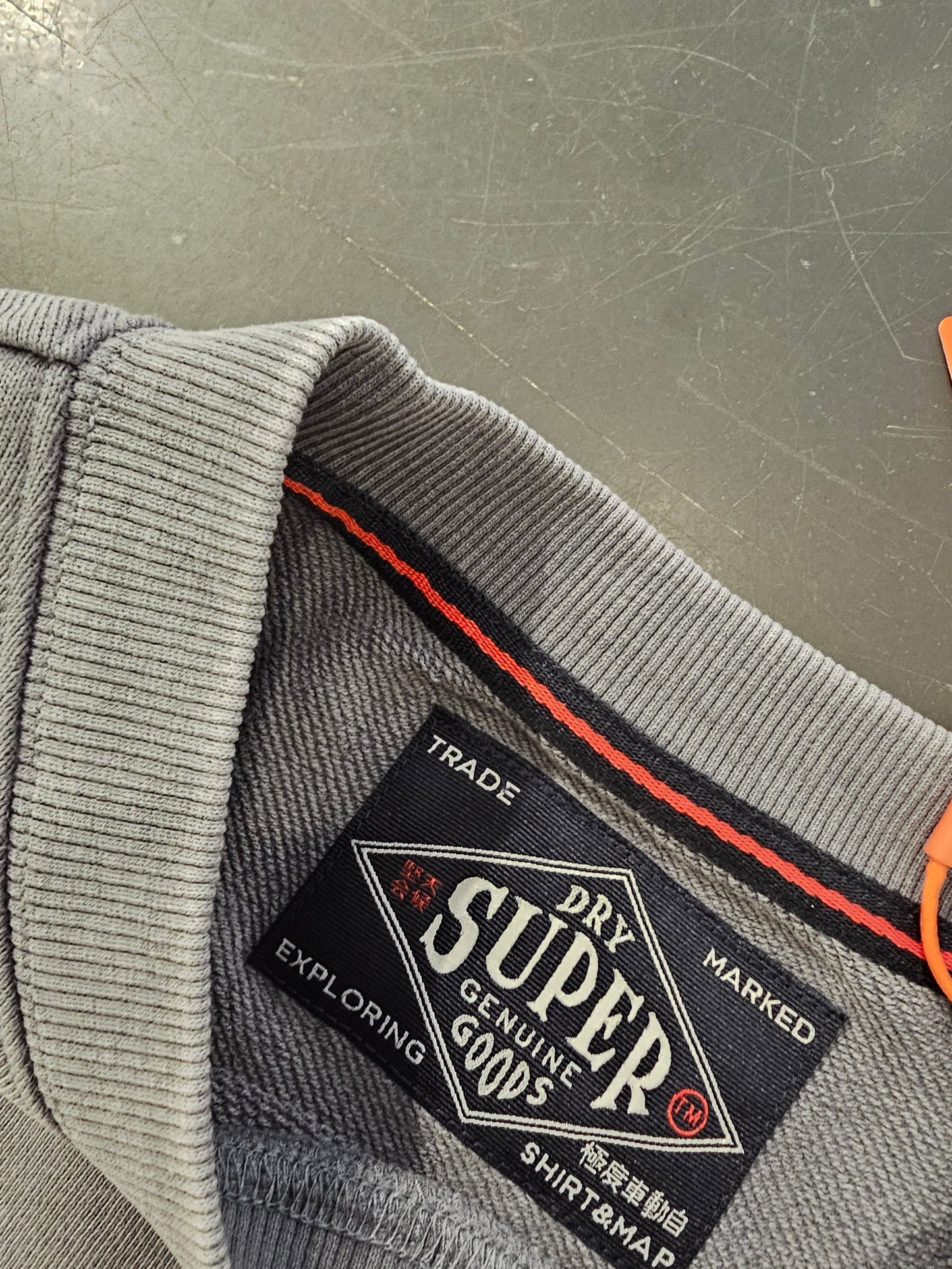 FELPA HERITAGE GRIGIA SUPERDRY