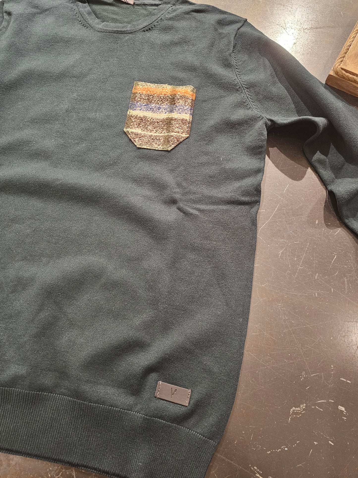 MAGLIA VERDE TASCA CHECK