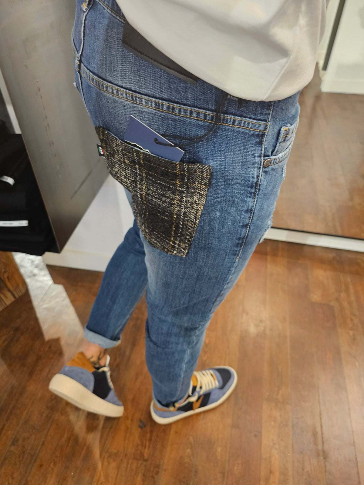 JEANS TASCA A CONTRASTO