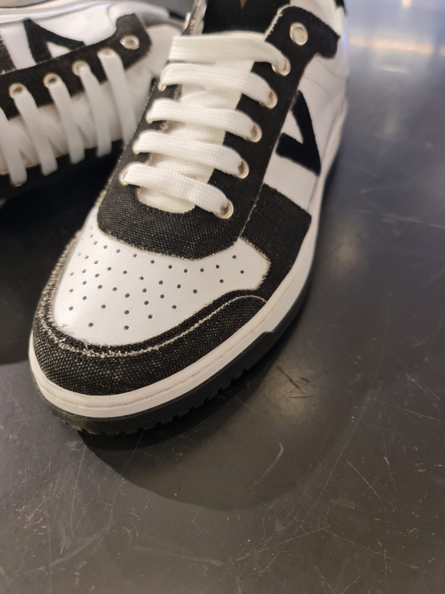 COLLEGE CON INSERTI IN DENIM