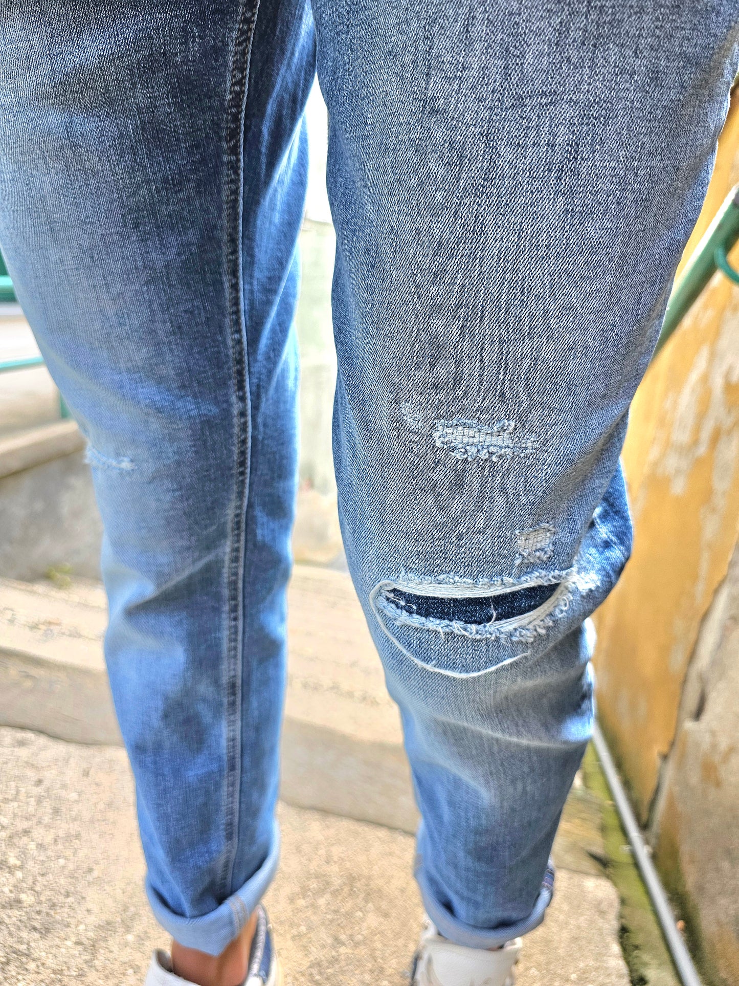 JEANS KURT STRAPPO GINOCCHIO