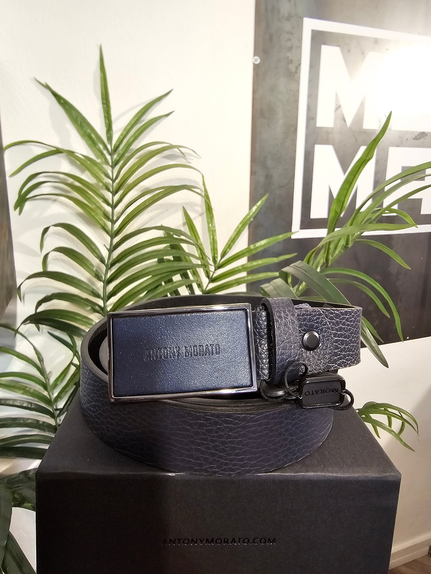 CINTURA BLU PELLE FIBBIA PRESS