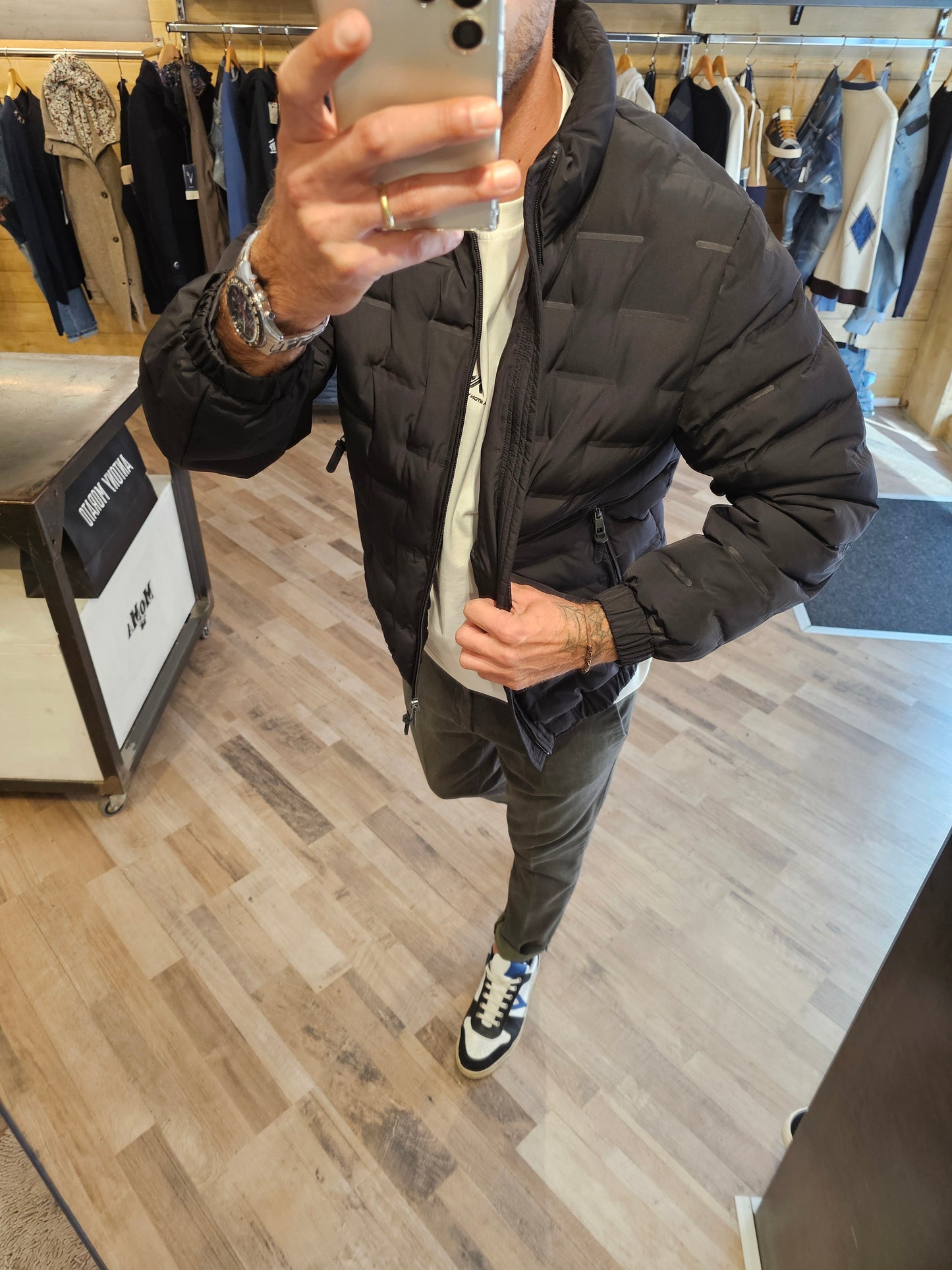 GIUBBOTTO TERMOSALDATO NERO