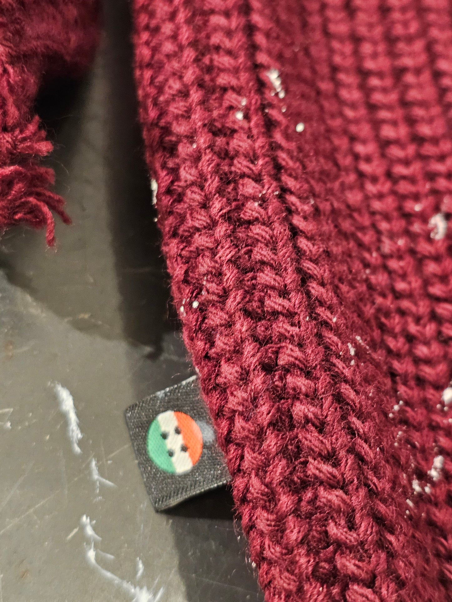 MAGLIA BORDEAUX ROTTURE E SCHIZZI VERNICE