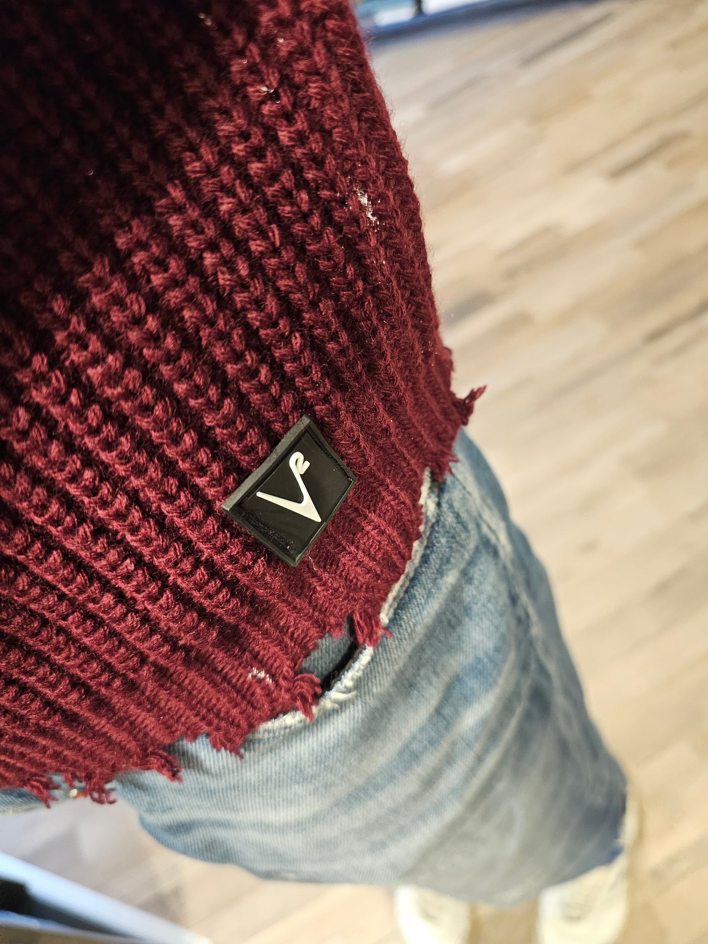 MAGLIA BORDEAUX ROTTURE E SCHIZZI VERNICE