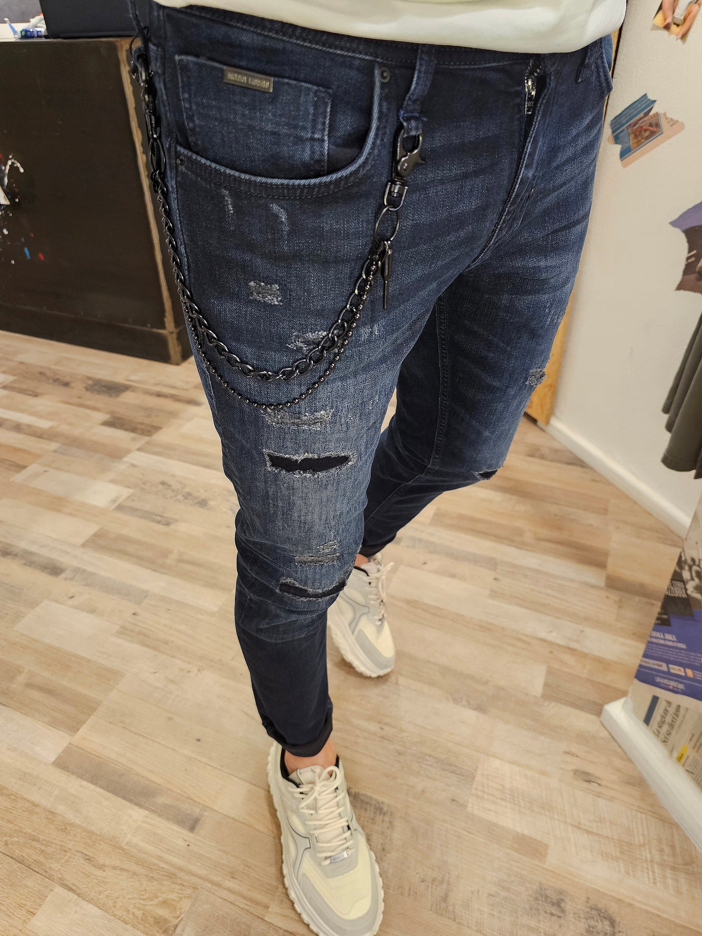 JEANS IGGY BLU INTENSO CON CATENA