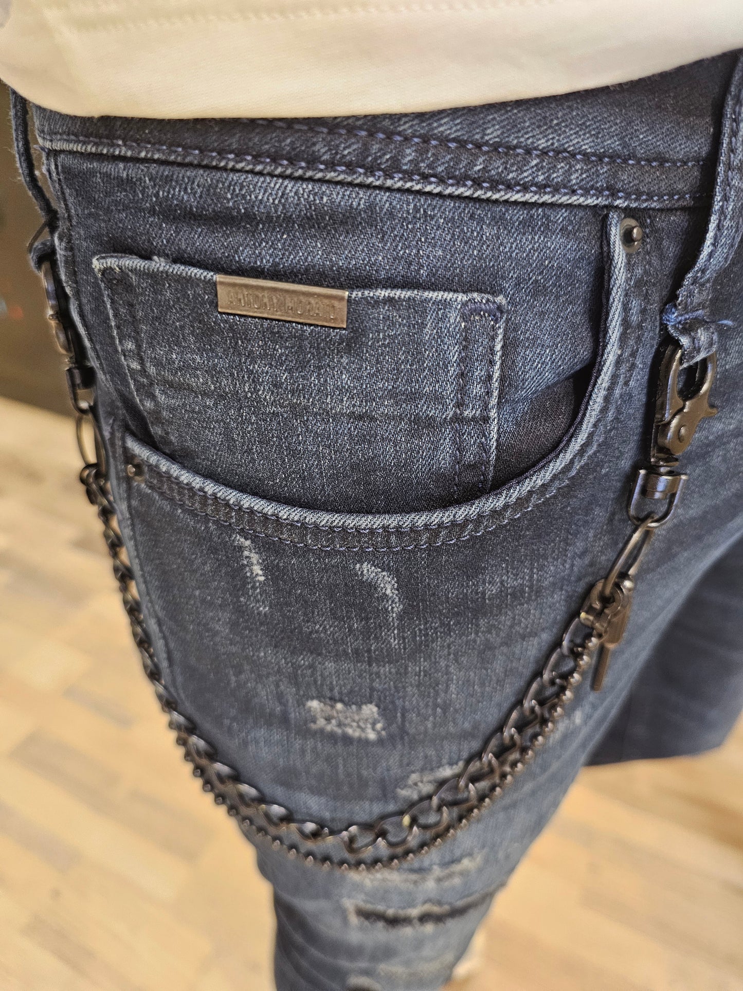 JEANS IGGY BLU INTENSO CON CATENA