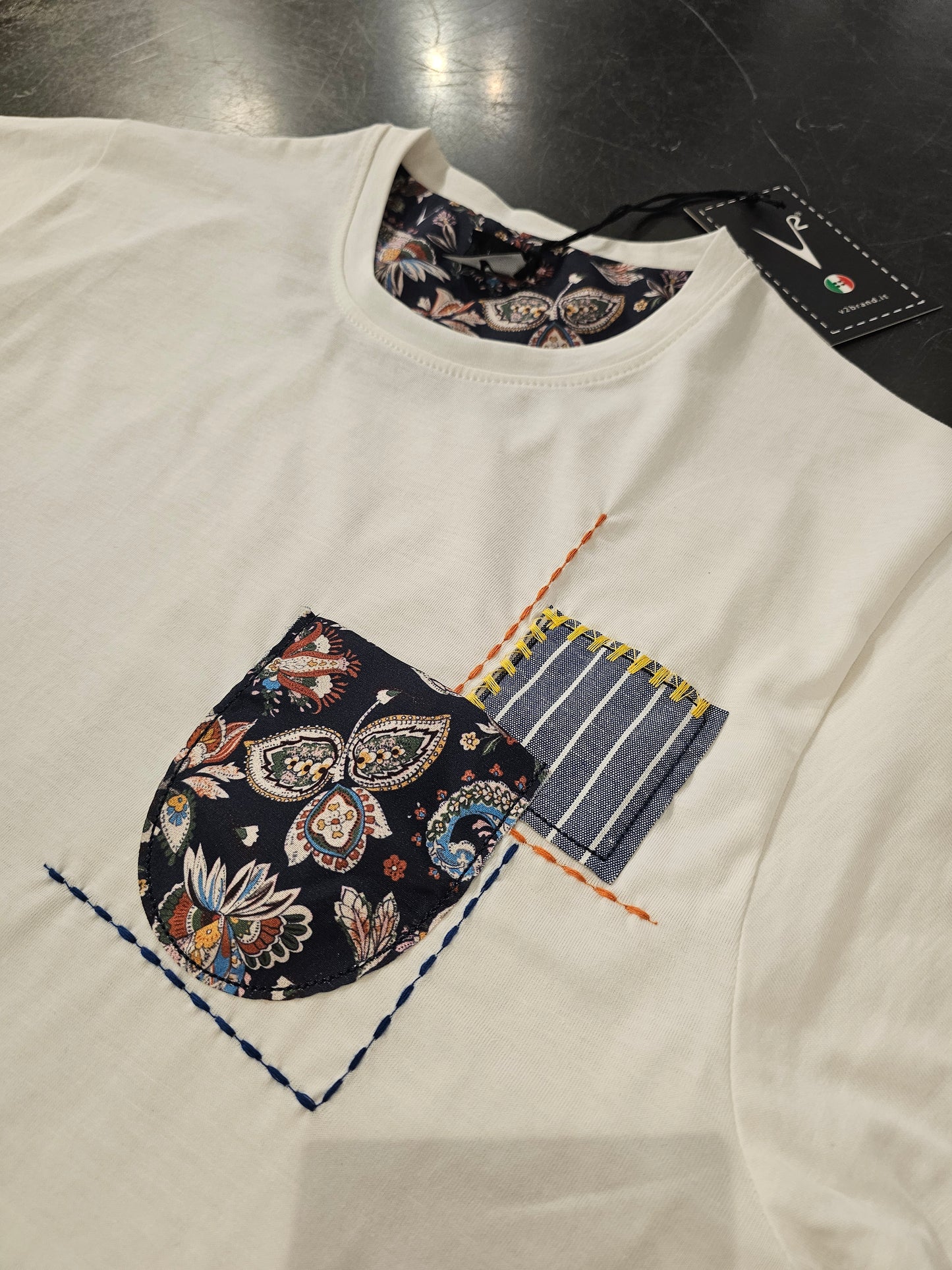 T-SHIRT V2 PREMIUM BIANCA