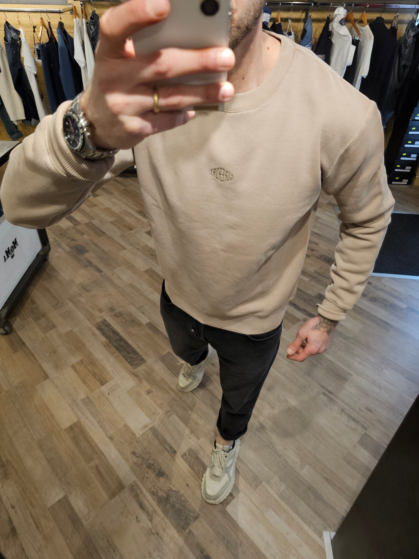 FELPA DESERT SUPERDRY