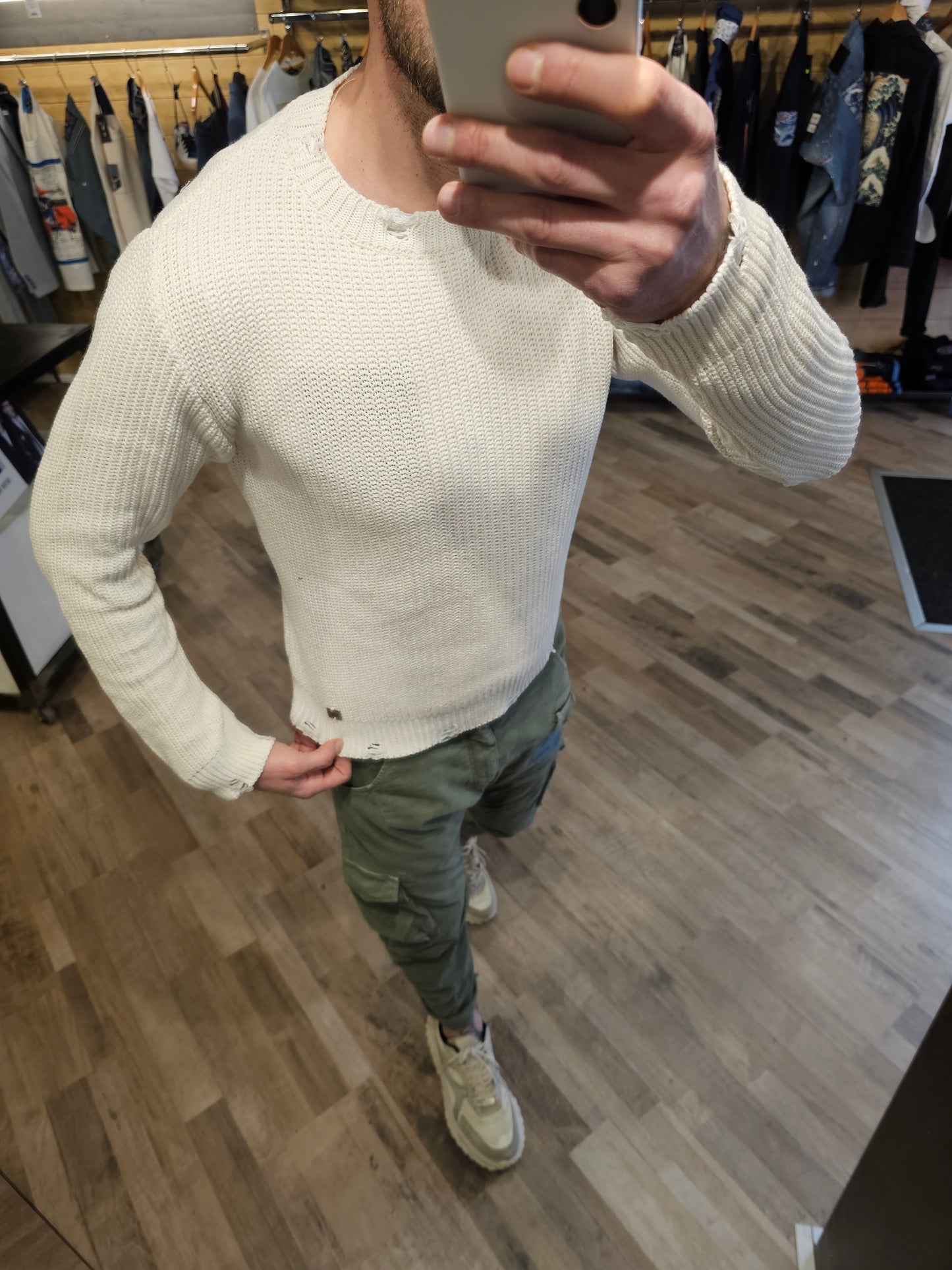 MAGLIA COTONE BIANCO ROTTURE