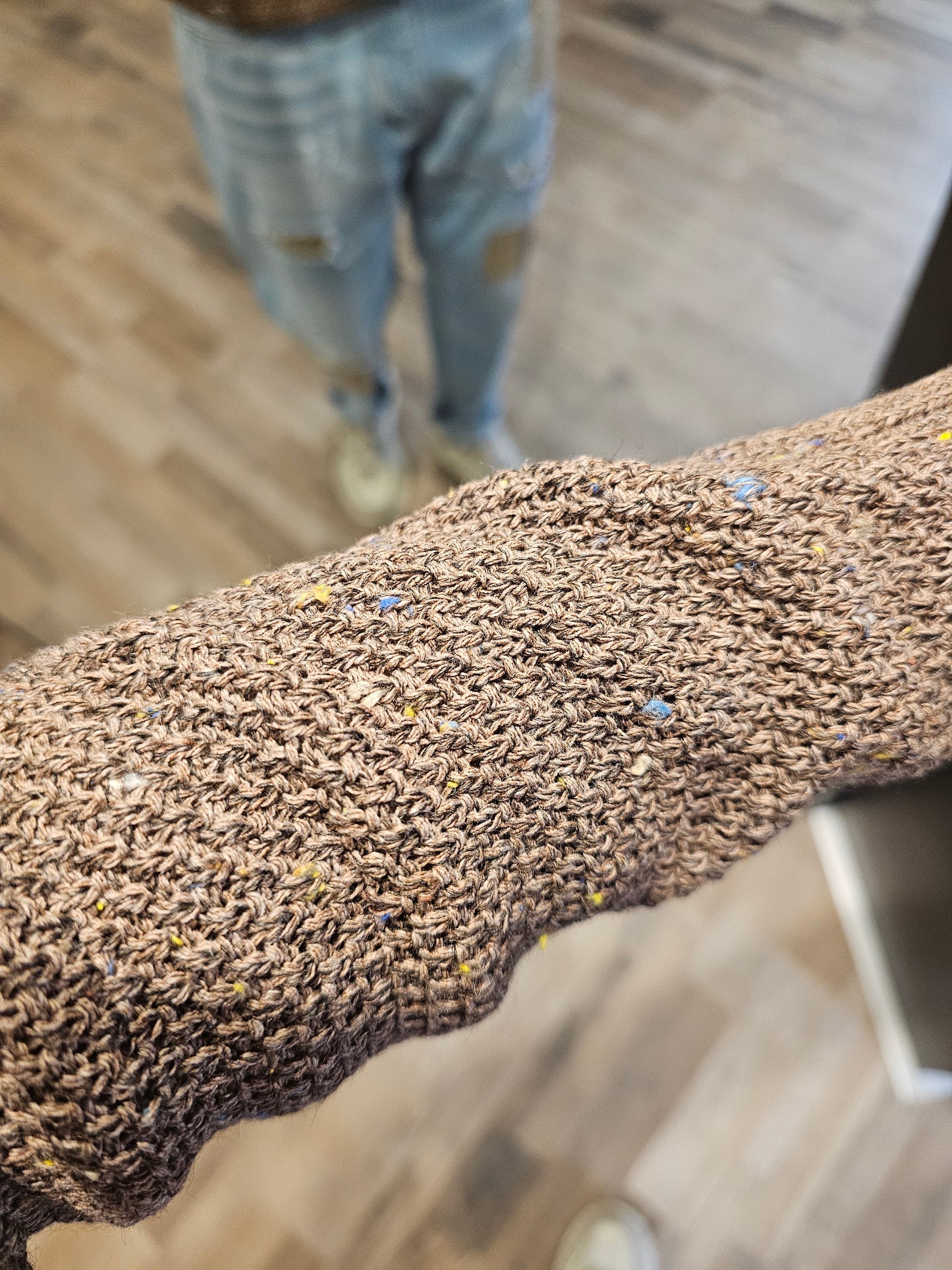 MAGLIA TABACCO CHICCO RISO PUNTINATO