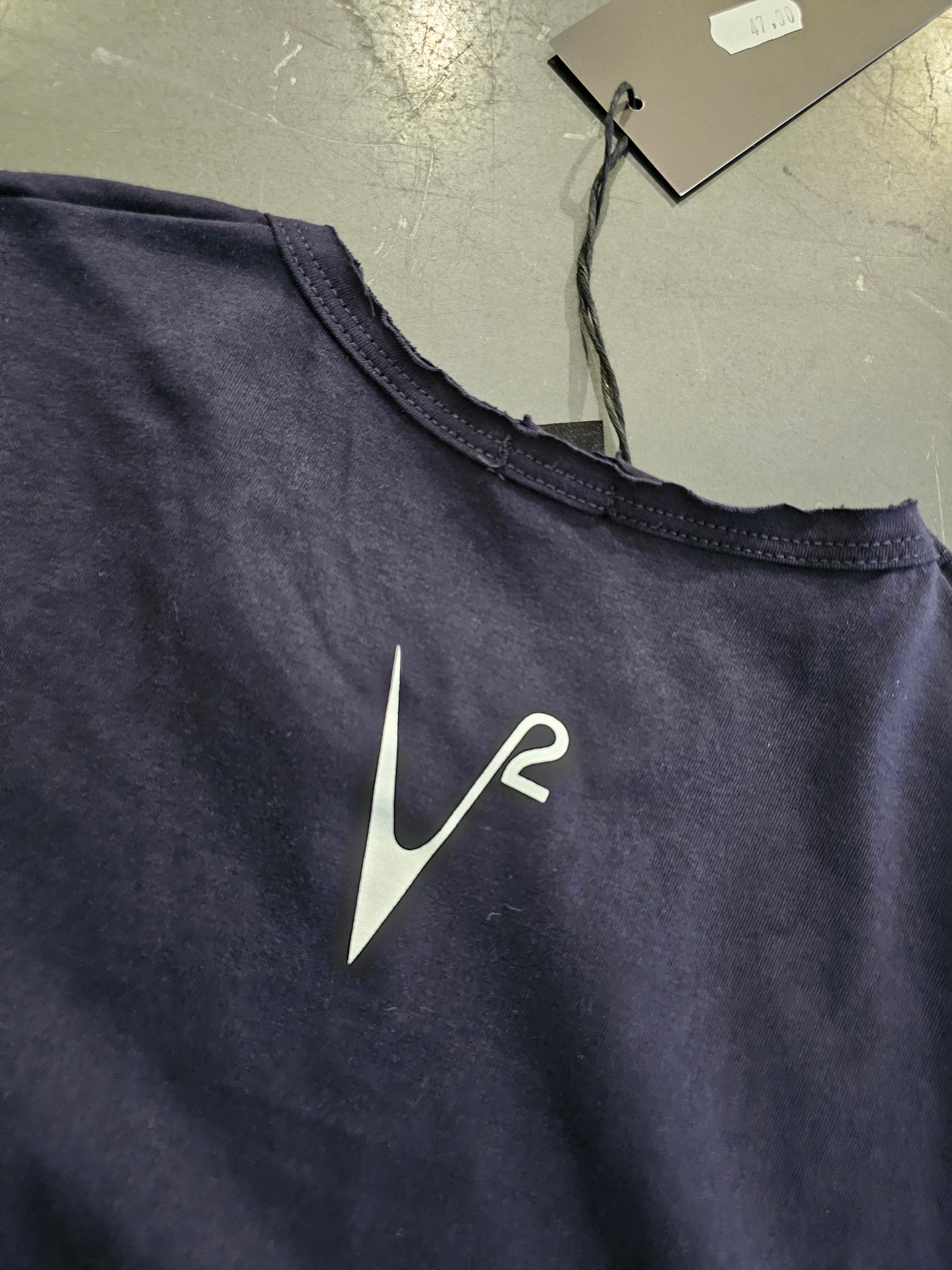 T-SHIRT TASCHINO E SCHIZZI VERNICE