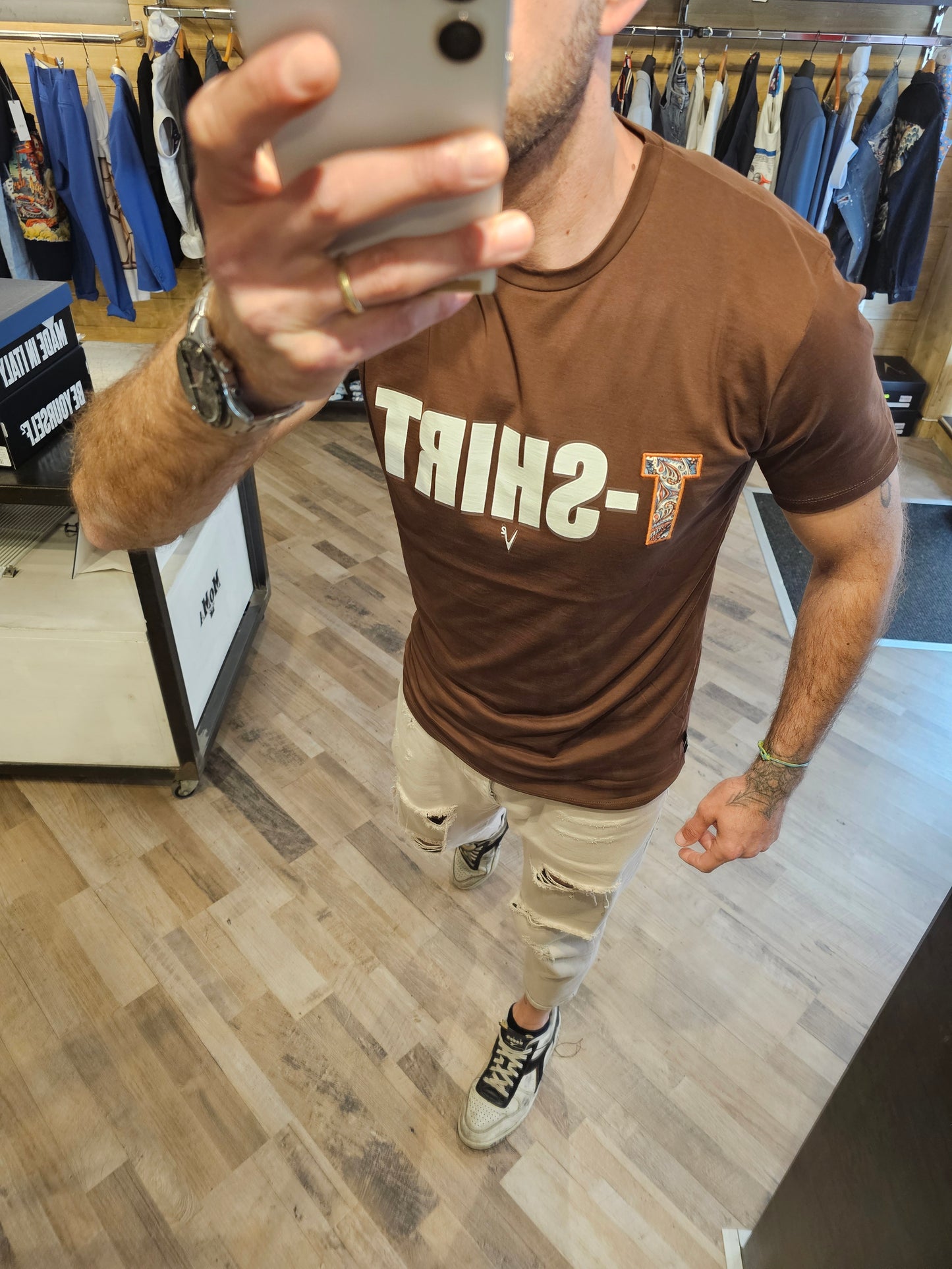 T-SHIRT MORO PATCH