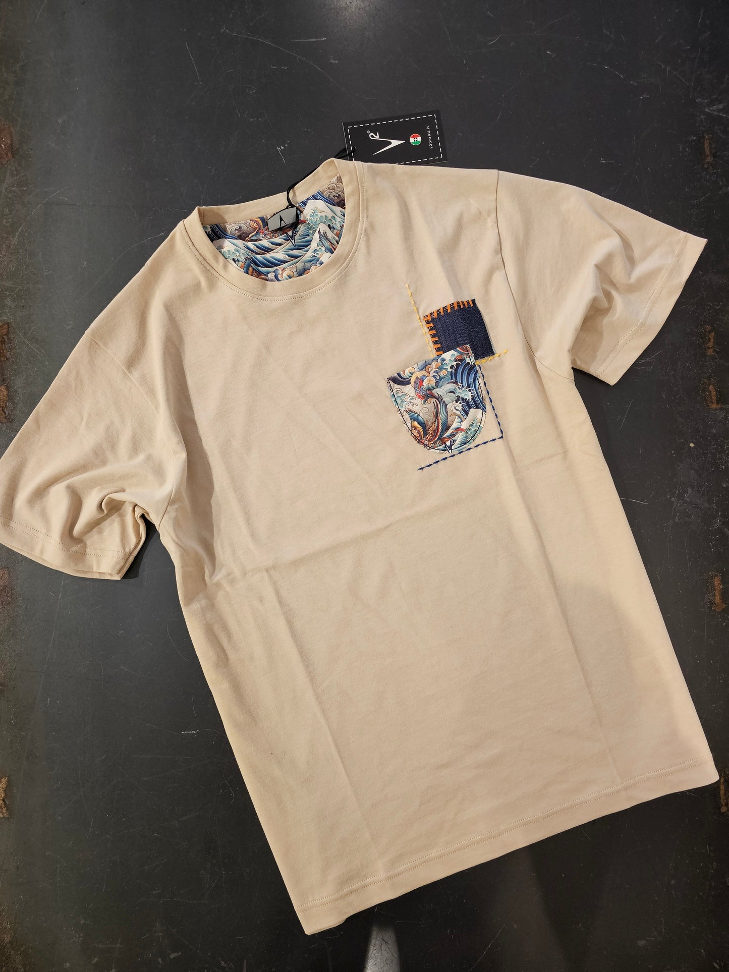 T-SHIRT PREMIUM SABBIA