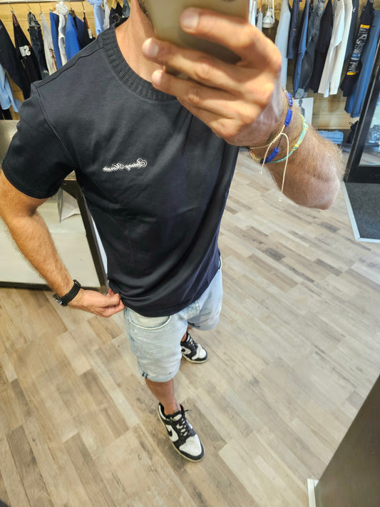 T-SHIRT COLLO LAVORATO