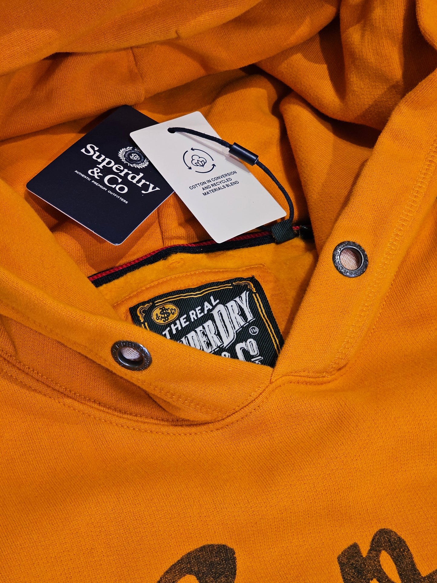 FELPA GIALLA SUPERDRY