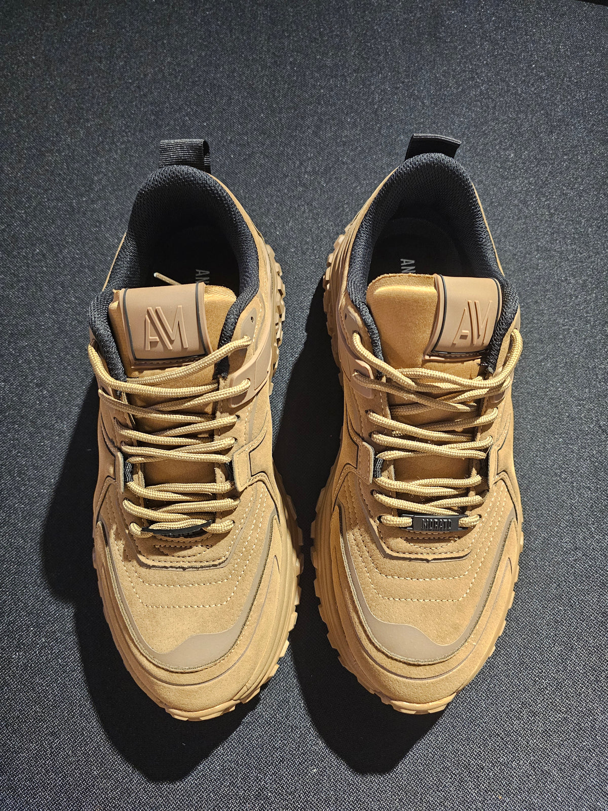 SNEAKERS NUBUK