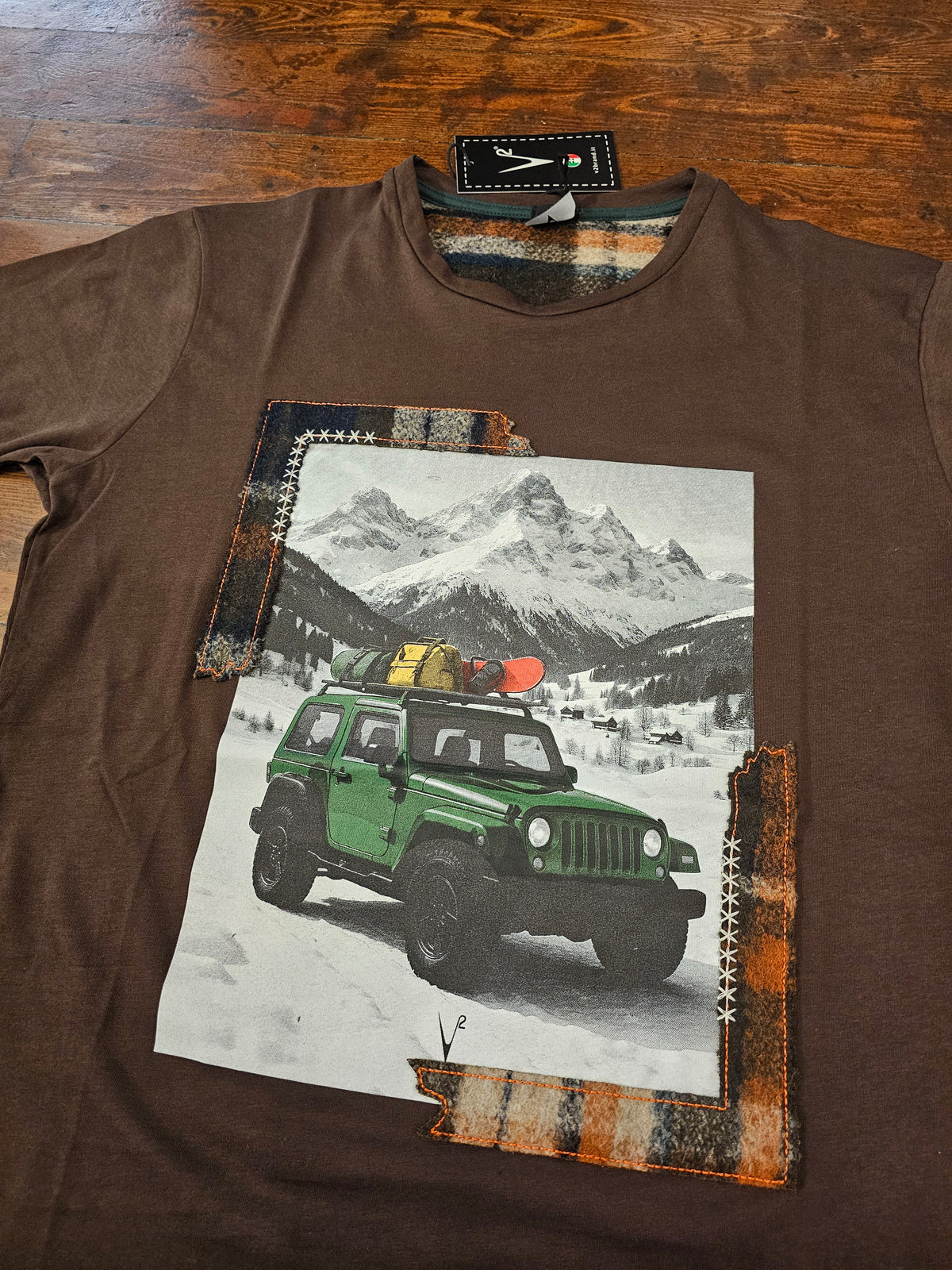 T-SHIRT JEEP MORO RICAMI