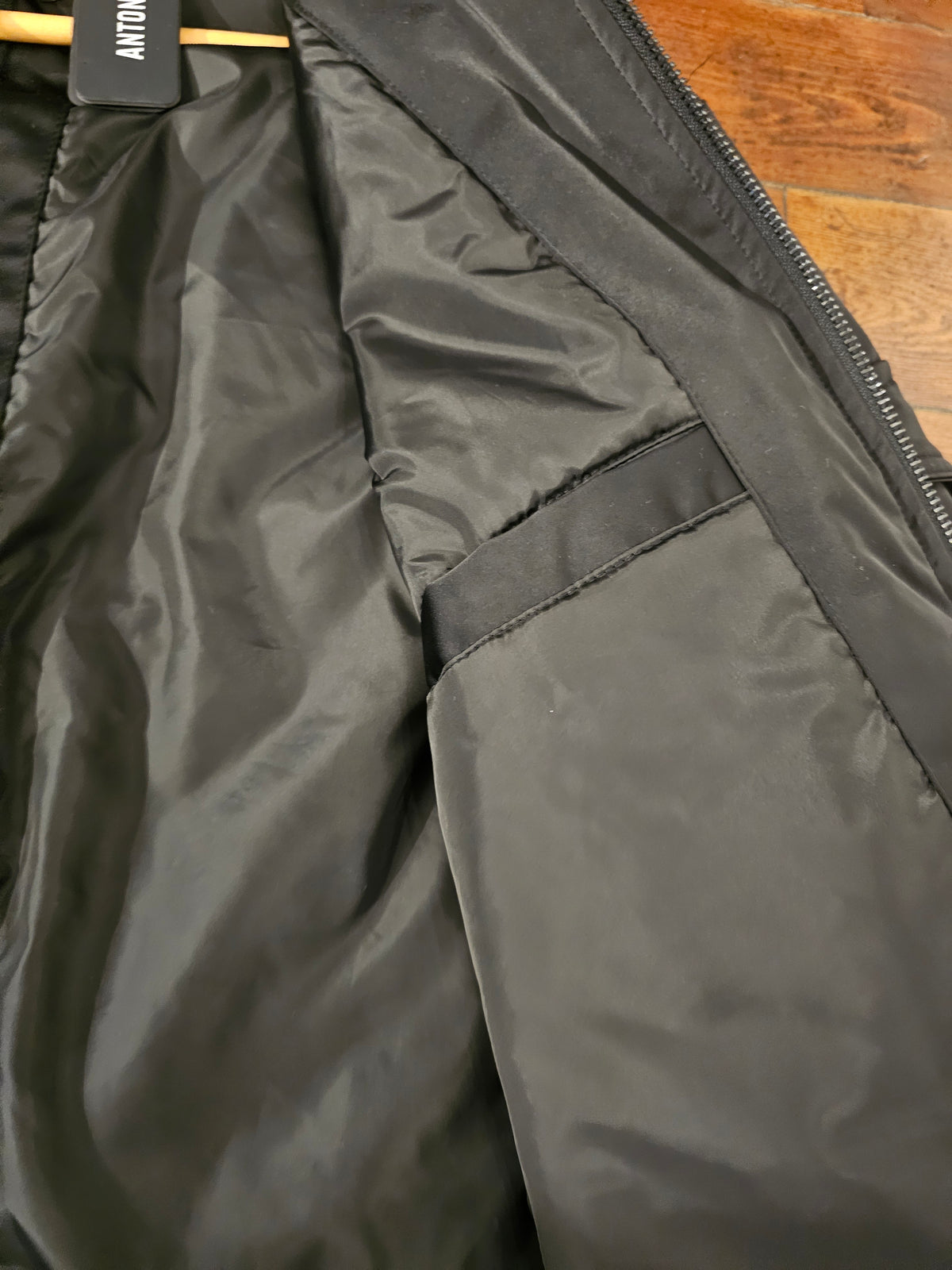 BOMBER TECNICO NERO SORONA