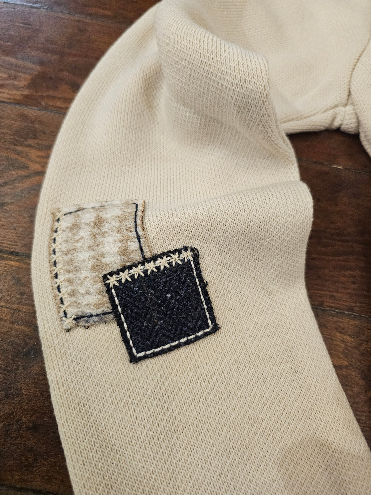 MAGLIA BURRO PUNTO STOFFA DOPPIA PATCH E TASCHINO