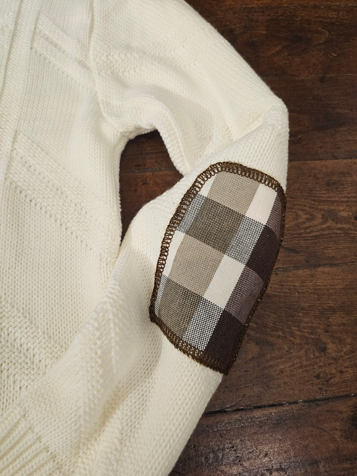 MAGLIA PATCH E RICAMI