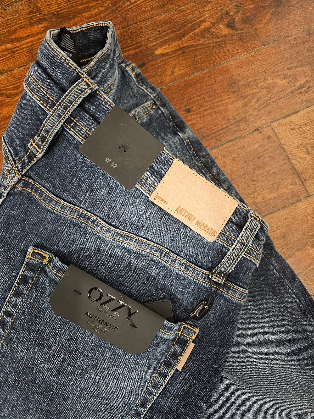 JEANS OZZY TAPPERD GOLD BLU