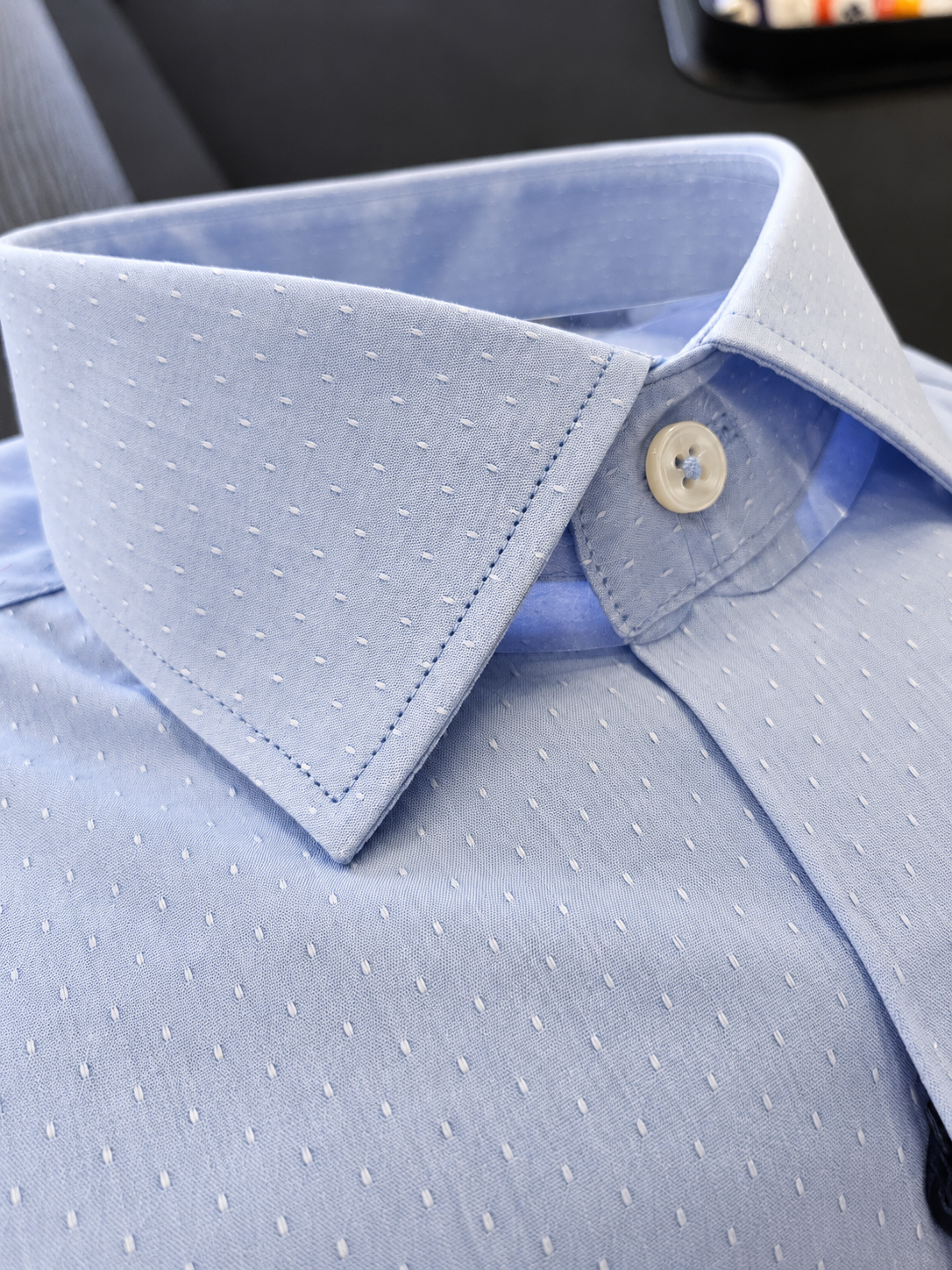 CAMICIA AZZURRA CON RICAMO