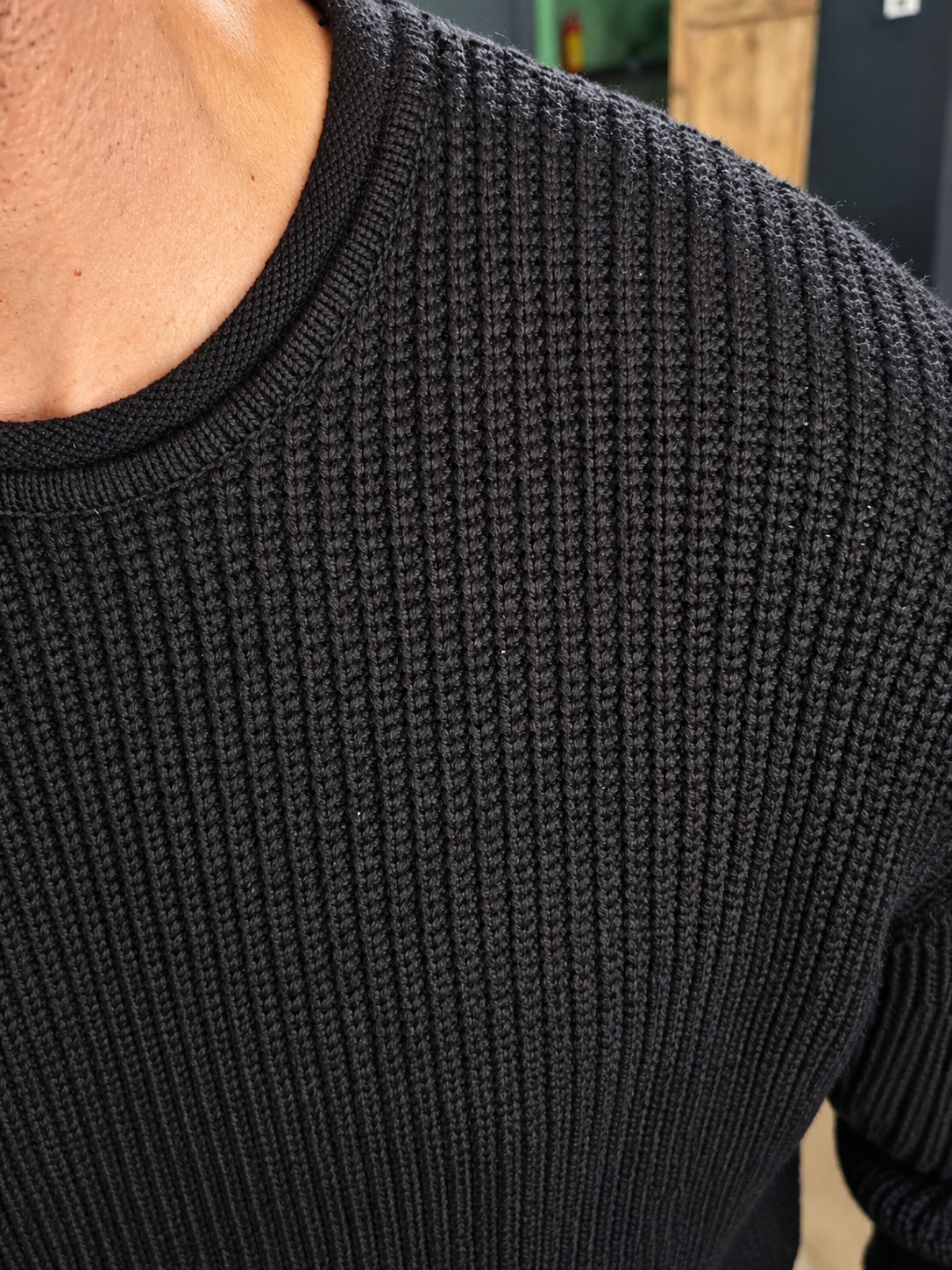 MAGLIONE COMFORTABLE NERO
