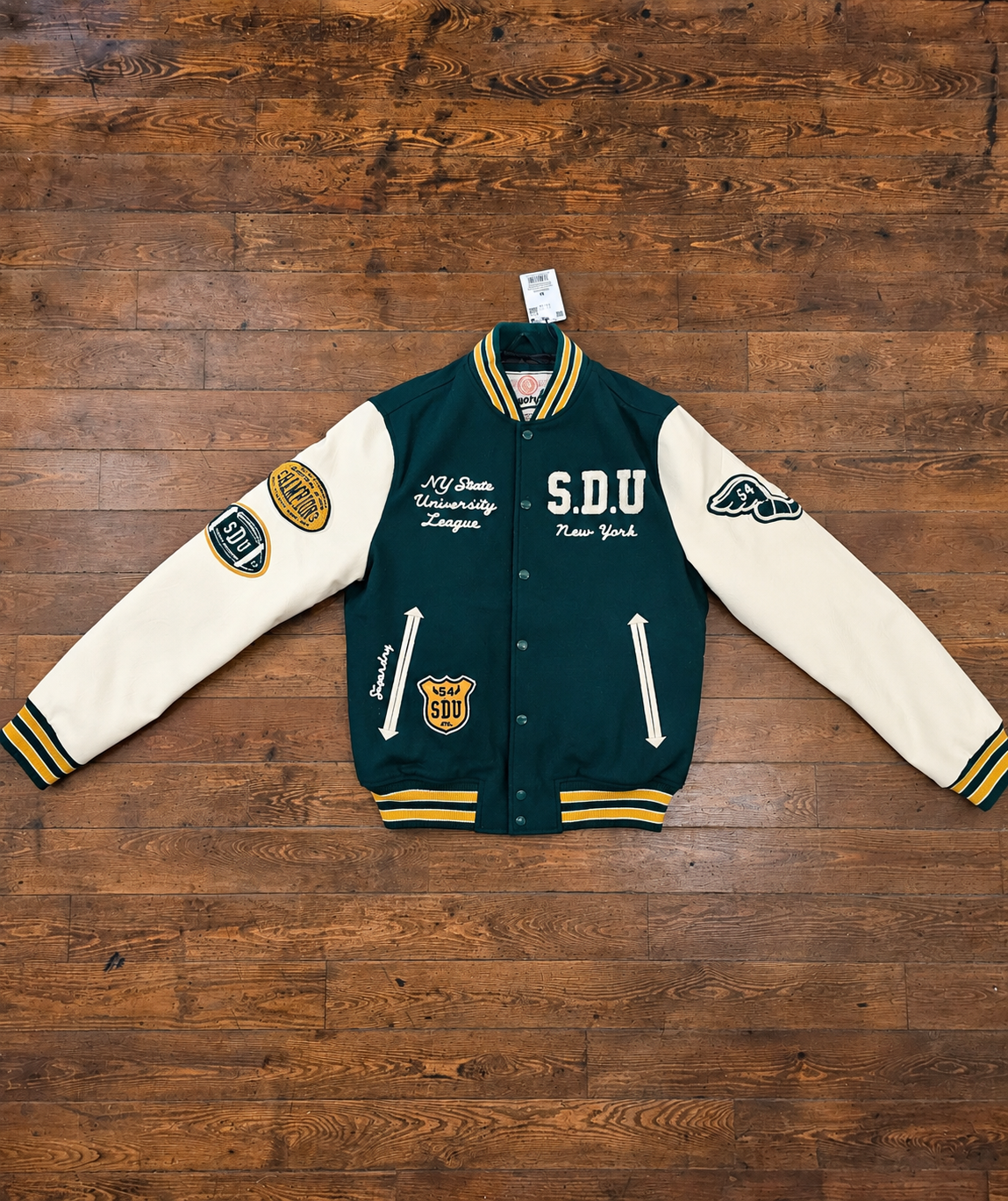 BOMBER COLLEGE CON APPLICAZIONI