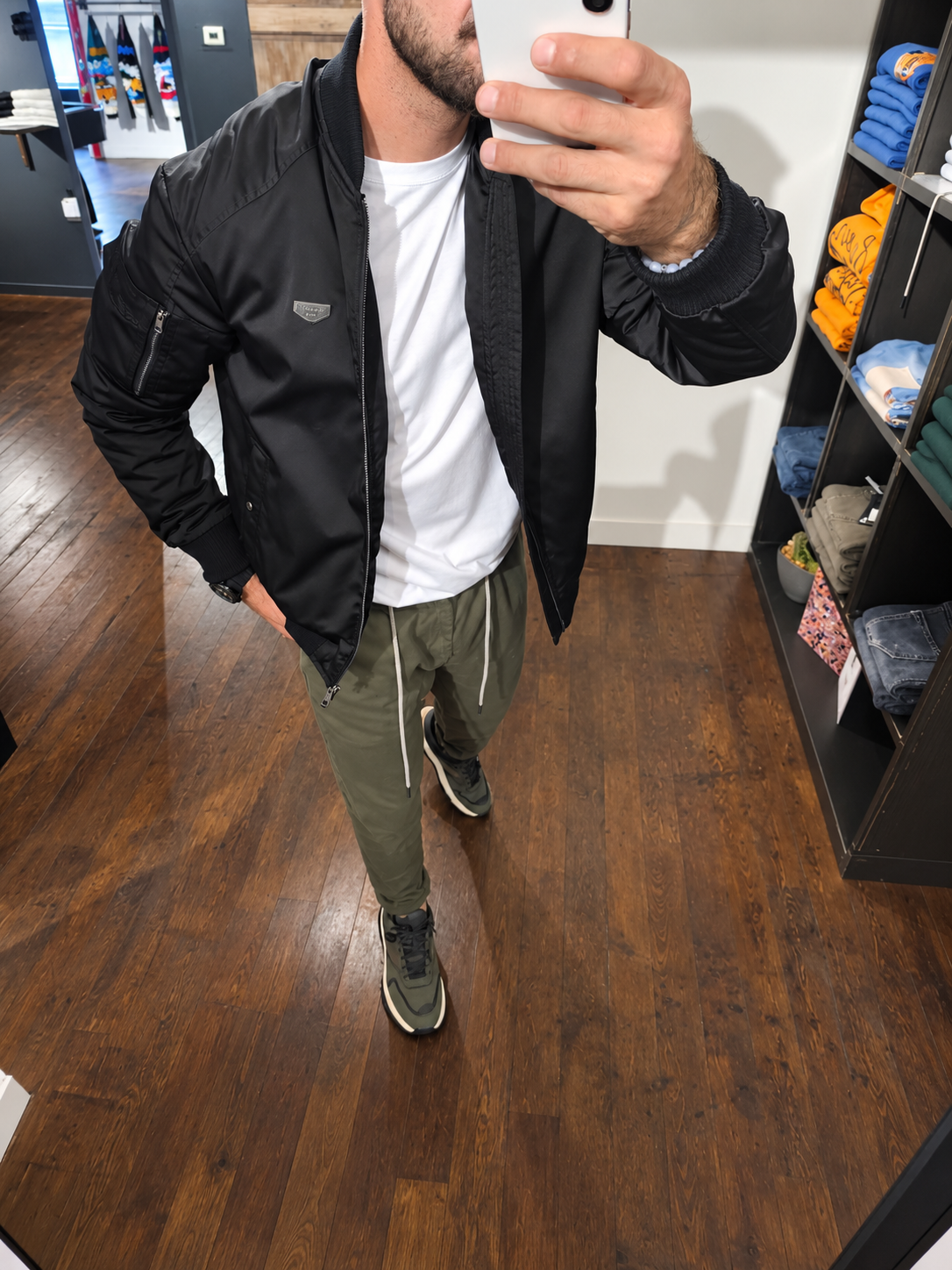 BOMBER TECNICO NERO SORONA